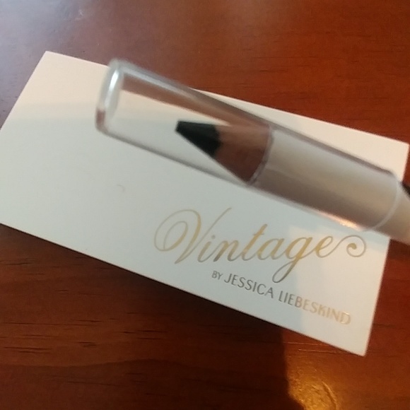 NWT, Vintage Smokyey Eye & Face Highlighter Set - Picture 4 of 5